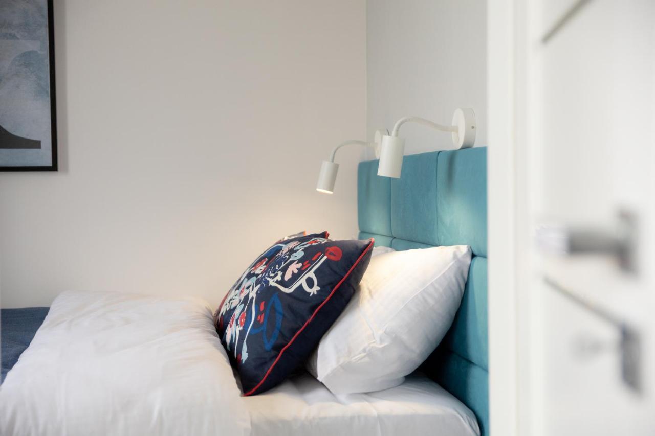 Beautiful 2 Rooms Flat With Balcony 华沙 外观 照片