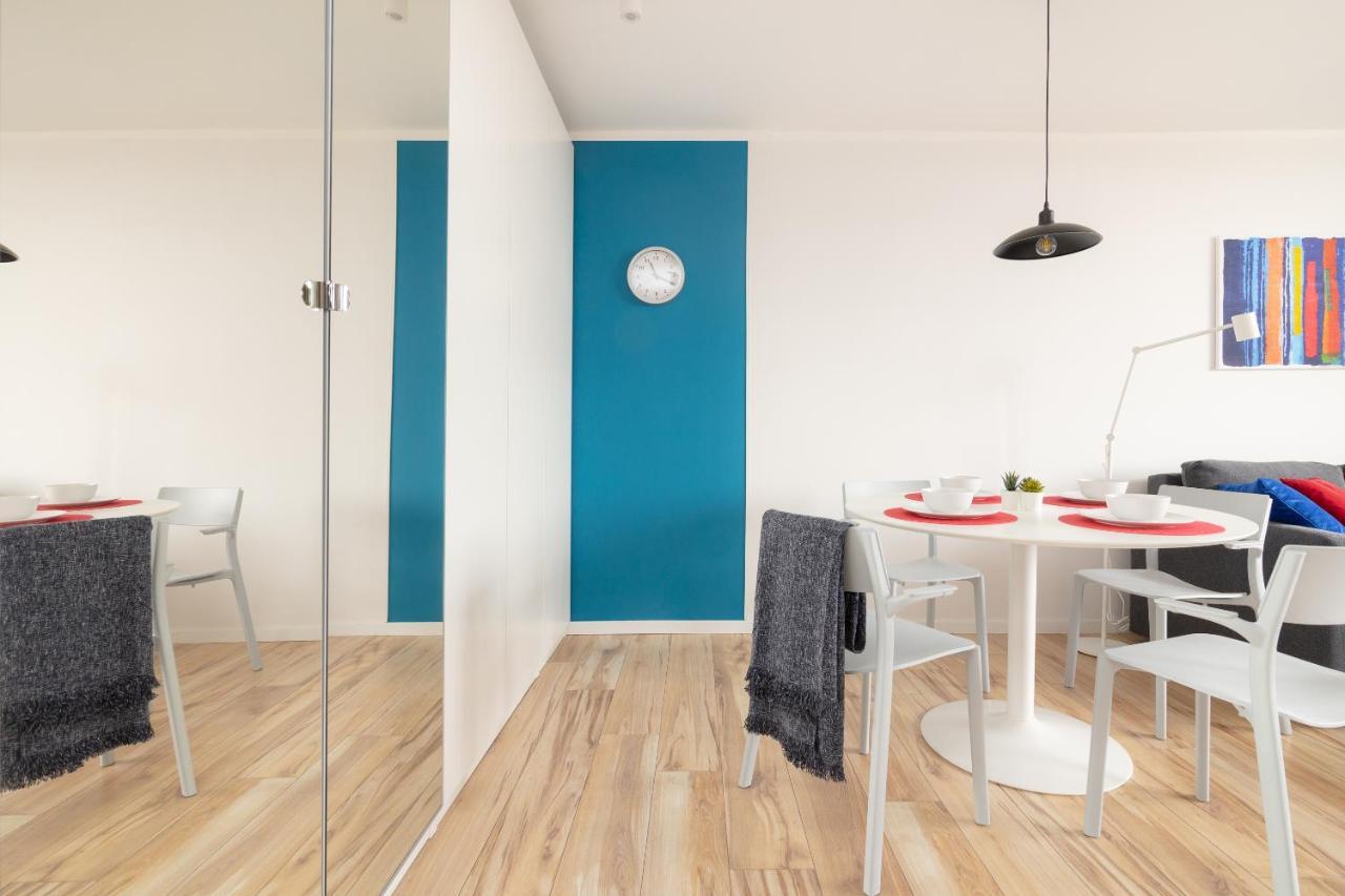 Beautiful 2 Rooms Flat With Balcony 华沙 外观 照片